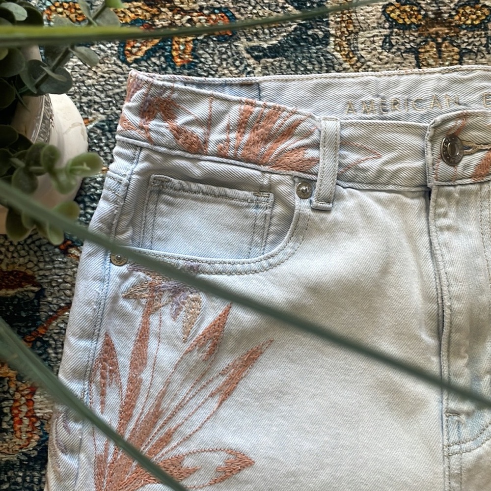 American Eagle Outfitters Embroidered High Rise “Mom”Jean Shorts - Picture 7 of 8